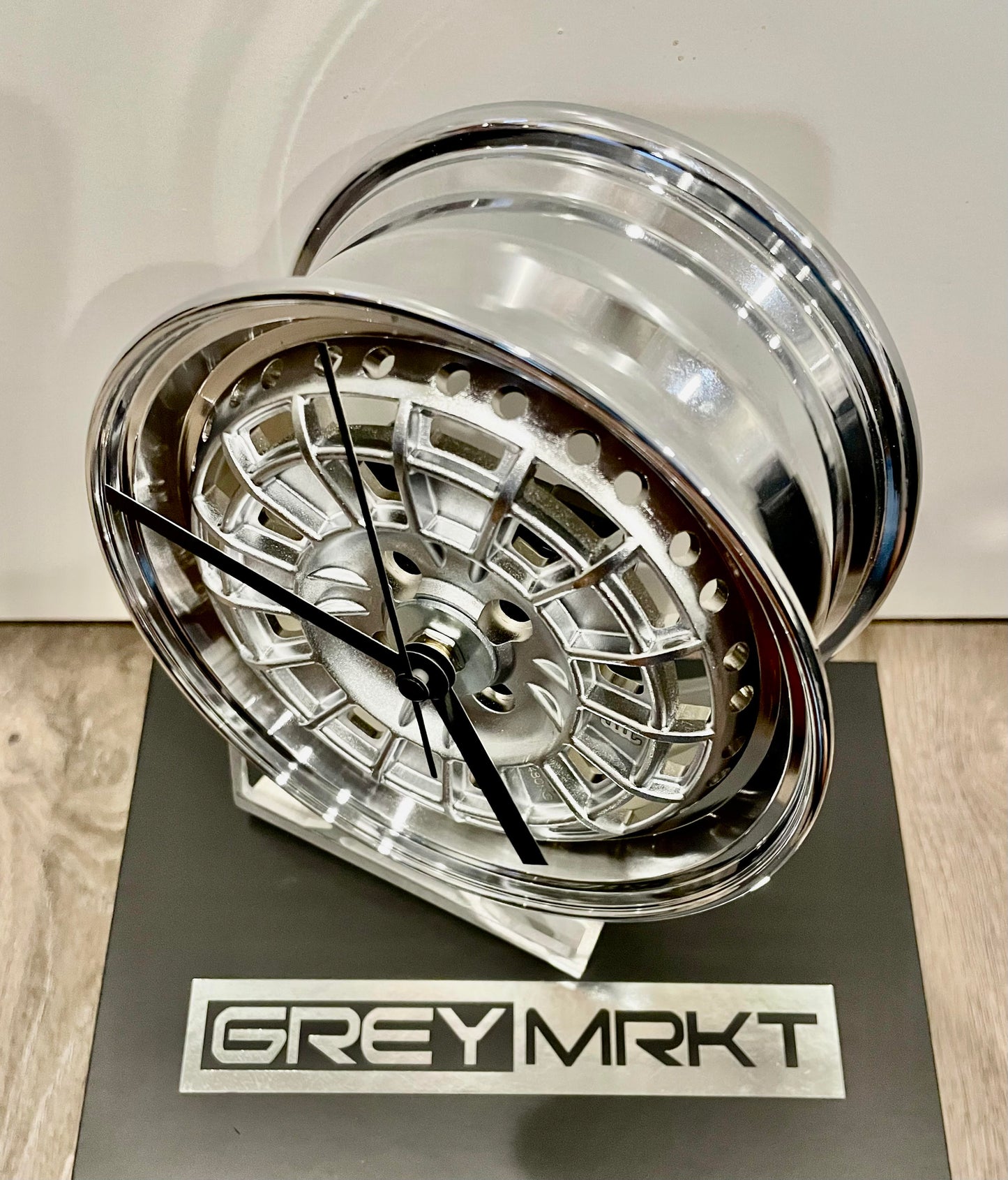 GREYMRKT 1/5 Scale Mugen NR10R inspired wheel clock